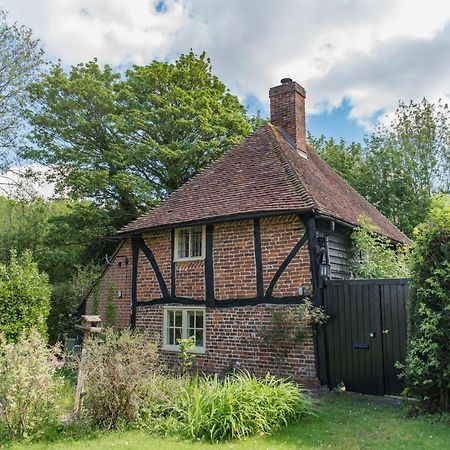 Walnut Tree Cottage By Bloom Stays Faversham Exterior photo